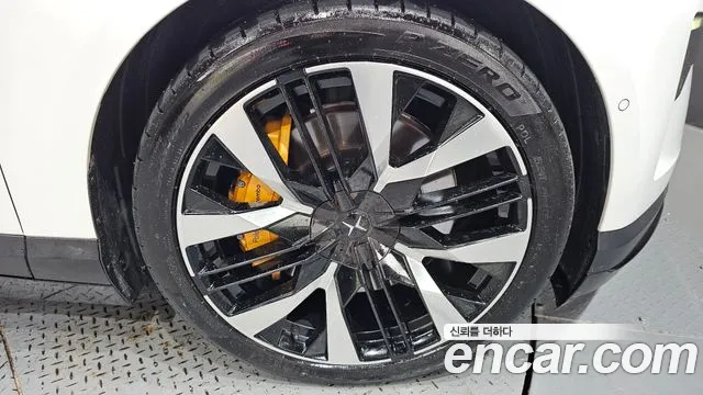 Polestar Polestar 4 — Фото автомобиля 19