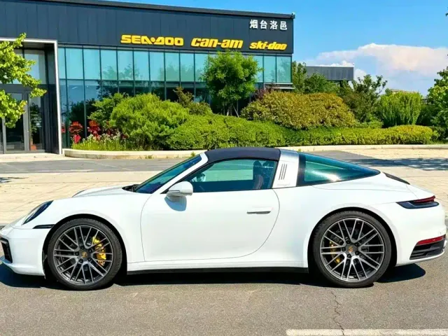 Porsche 911 — Фото автомобиля 2
