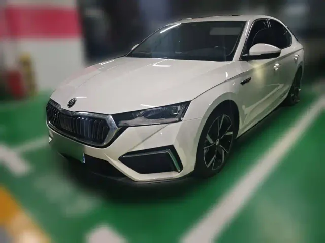 Фотография автомобиля — Skoda Octavia
