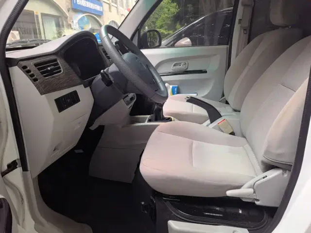 Jinbei New Hiace X30L — Фото автомобиля 11