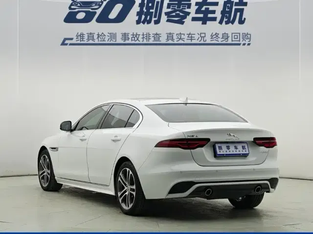 Jaguar XEL — Фото автомобиля 10