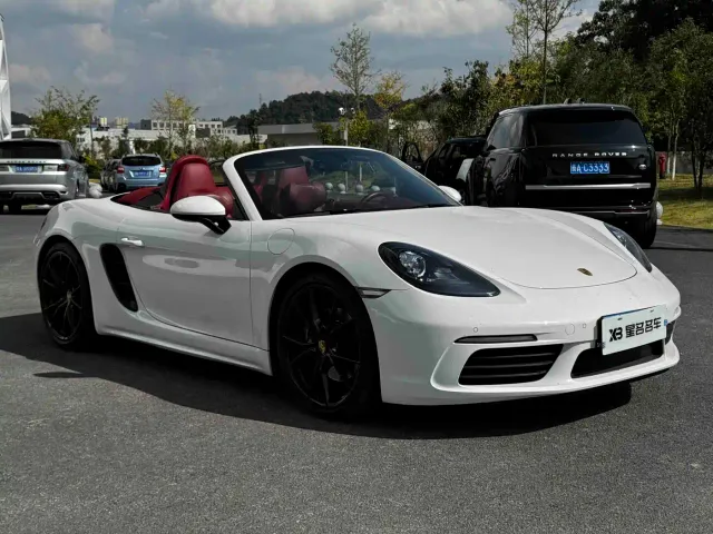 Porsche 718 — Фото автомобиля 3