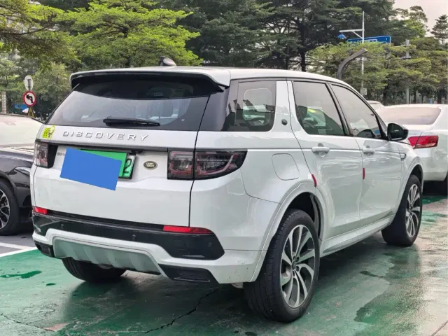 Land Rover Discovery Sport — Фото автомобиля 6