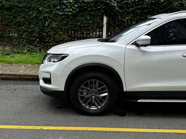 Nissan X-Trail — Фото автомобиля 5