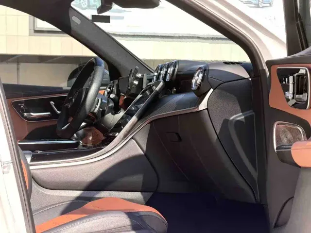 Mercedes-Benz GLC-Class — Фото автомобиля 10