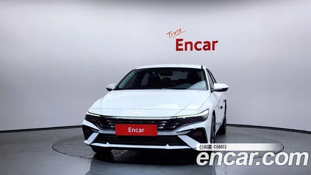 Hyundai AVANTE Новый Avante (CN7) 1.6 LPi (Для проката) — Фото автомобиля 3