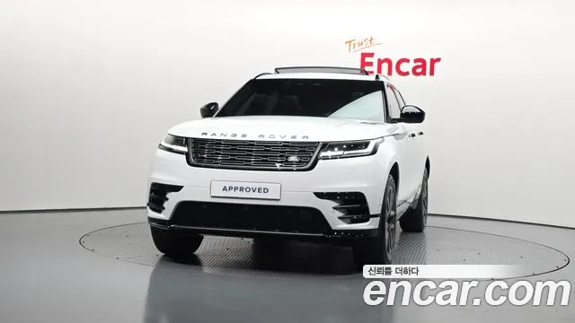 Land Rover Range Rover Velar — Фото автомобиля 3