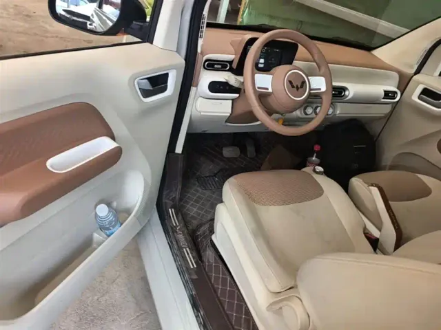 Wuling Hongguang Mini EV — Фото автомобиля 15
