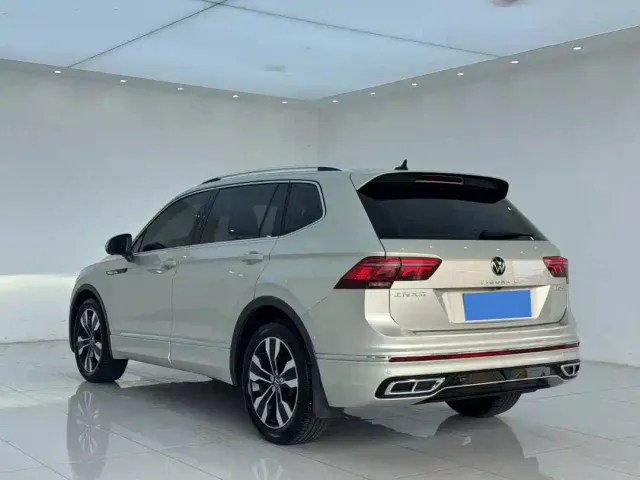 Volkswagen Tiguan L — Фото автомобиля 8