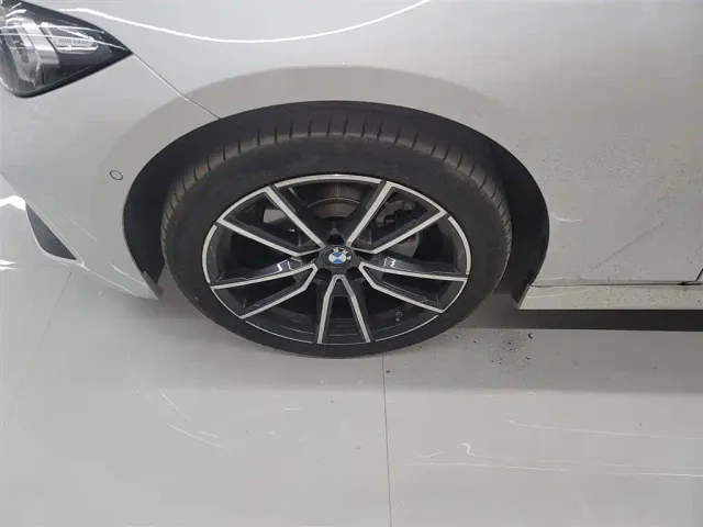 BMW 3 Series — Фото автомобиля 22