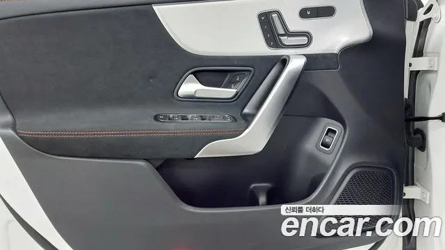 Mercedes-Benz CLA-Class — Фото автомобиля 19