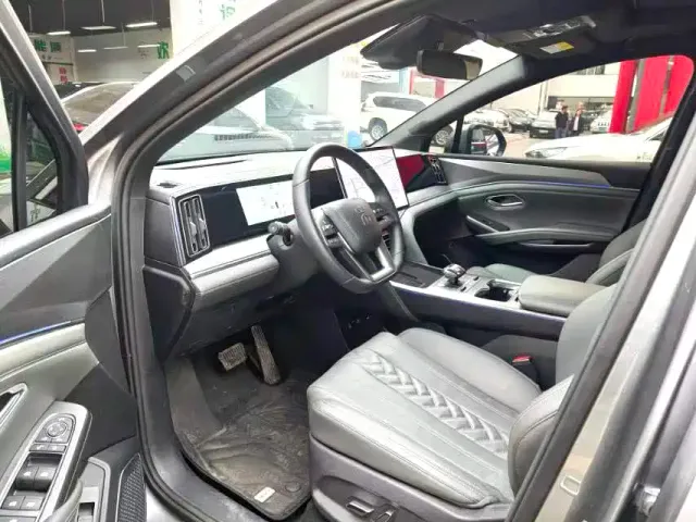 BYD Song L DM-i — Фото автомобиля 4