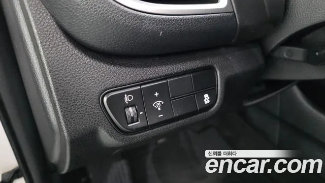 Kia Seltos New — Фото автомобиля 29