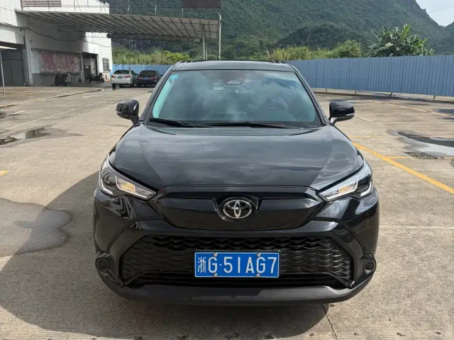 Toyota Frontlander — Фото автомобиля 2