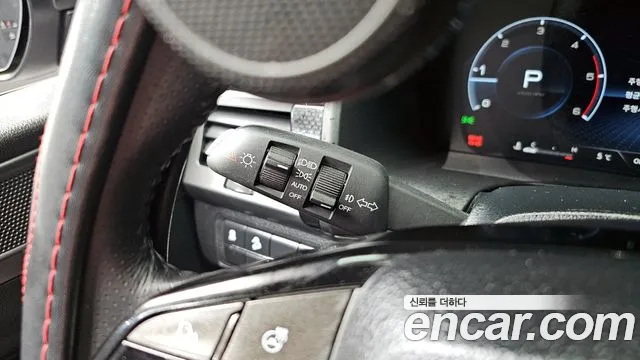 KG_Mobility_Ssangyong Rexton Новый Rexton Sport Дизель 2.2 4WD — Фото автомобиля 17