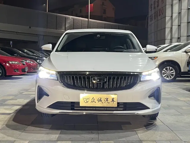 Geely Emgrand — Фото автомобиля 2