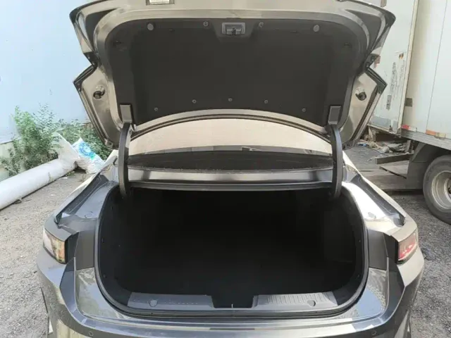 Changan Qiyuan A05 — Фото автомобиля 18