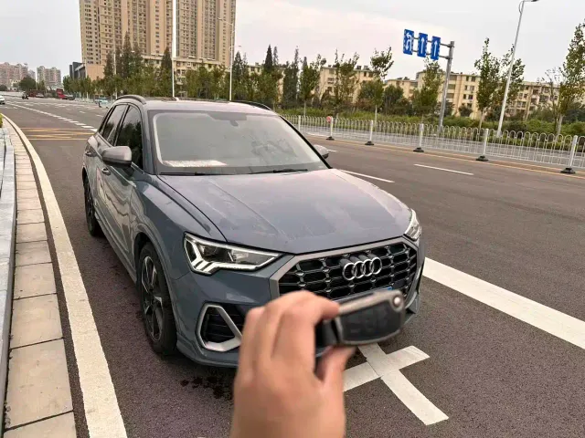 Audi Q3 — Фото автомобиля 3