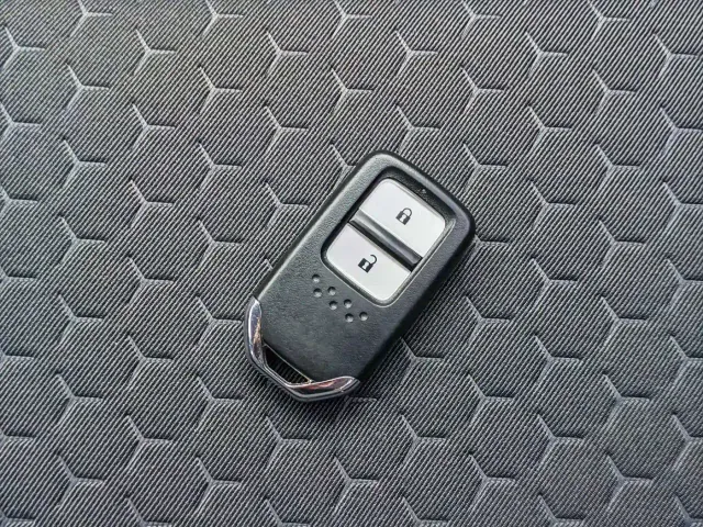 Honda Fit — Фото автомобиля 22