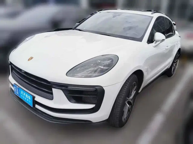 Фотография автомобиля — Porsche Macan