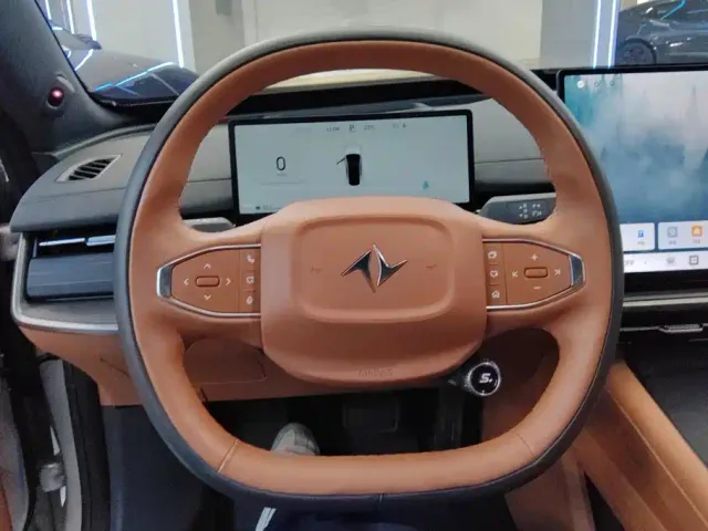 Dongfeng eπ 007 — Фото автомобиля 15