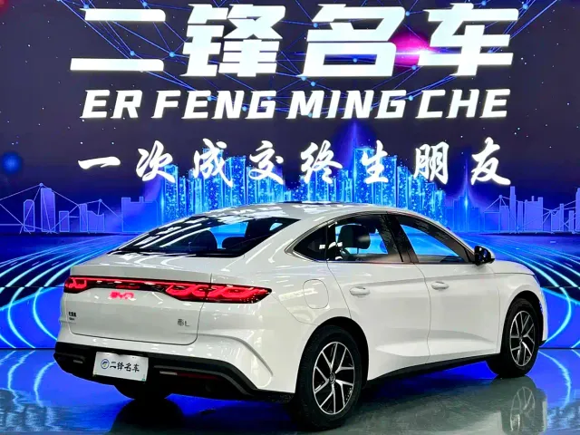 BYD Qin L — Фото автомобиля 4