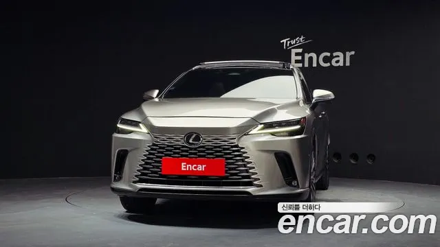Lexus RX — Фото автомобиля 3
