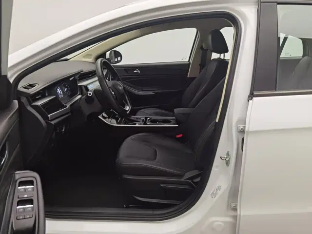 Chery Arrizo 5 — Фото автомобиля 10