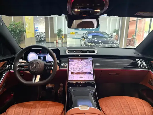 Mercedes-Benz S-Class — Фото автомобиля 10