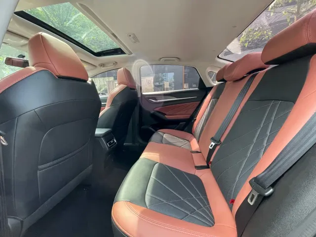 Changan Eado — Фото автомобиля 6