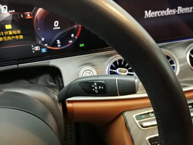 Mercedes-Benz CLS-Class — Фото автомобиля 13