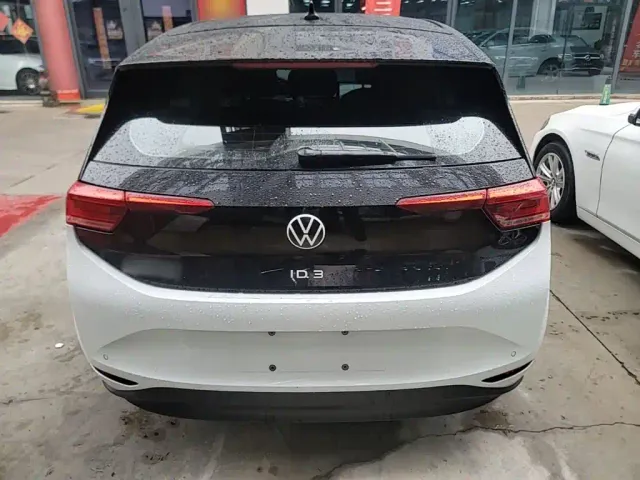 Volkswagen ID.3 — Фото автомобиля 5