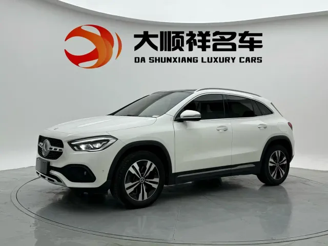 Фотография автомобиля — Mercedes-Benz GLA-Class