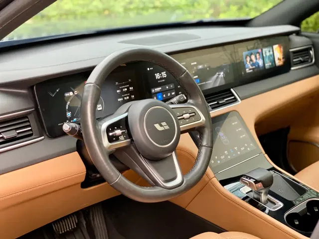 Li Auto ONE — Фото автомобиля 14
