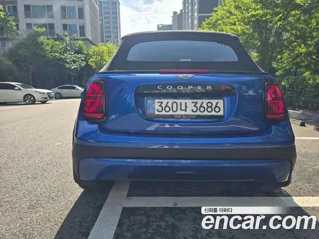 Mini Cooper Convertible — Фото автомобиля 17