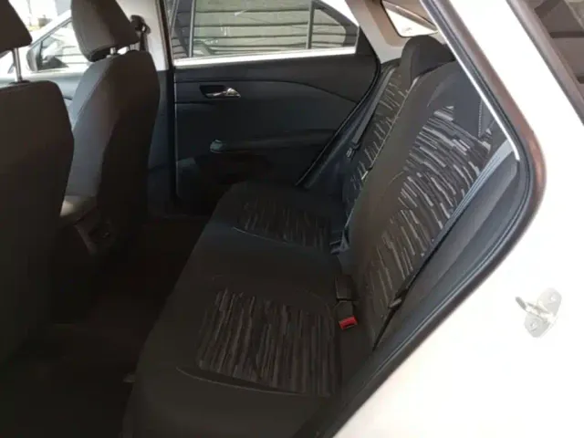 Chevrolet Monza — Фото автомобиля 16