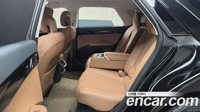 Hyundai Grandeur GN7 — Фото автомобиля 16