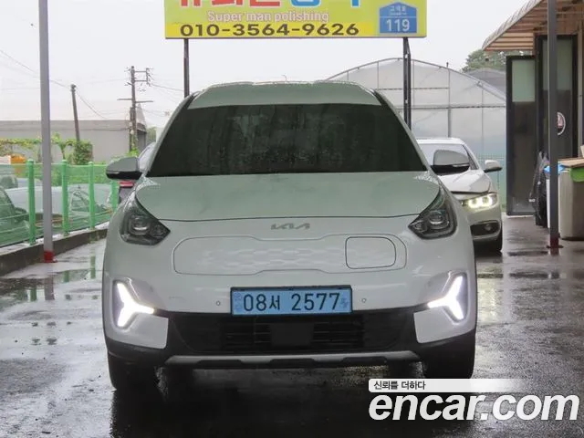Kia Niro — Фото автомобиля 2