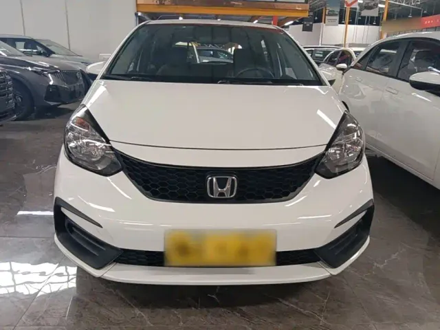 Honda Fit — Фото автомобиля 2