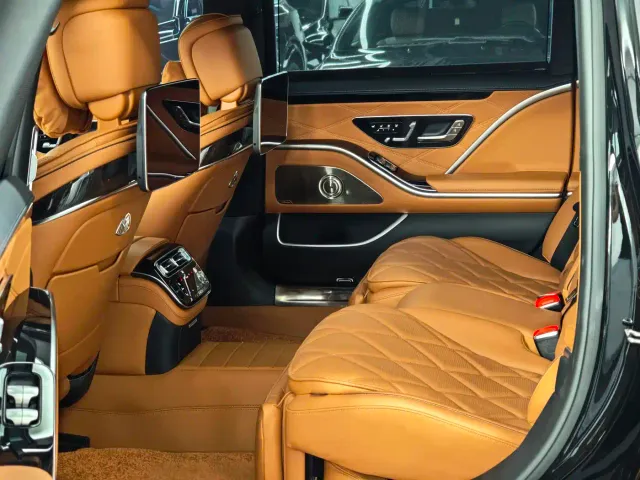 Mercedes-Benz Maybach S-Class — Фото автомобиля 13
