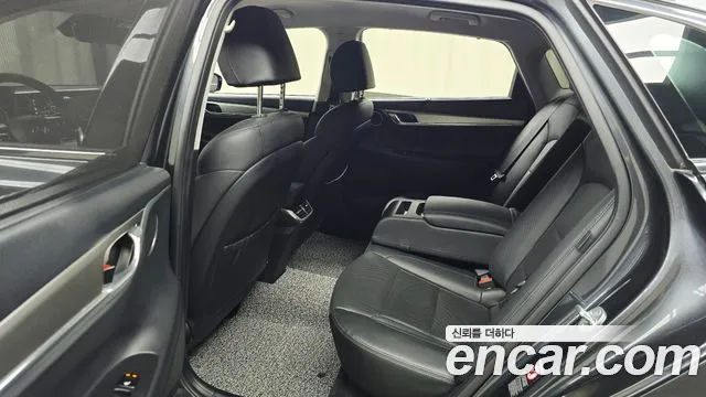 Hyundai Grandeur New — Фото автомобиля 18