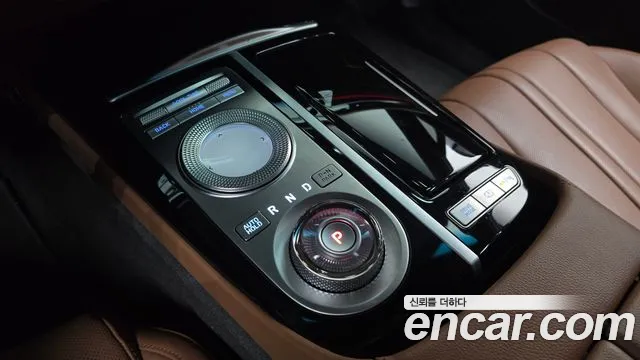 Genesis G80 RG3 — Фото автомобиля 12