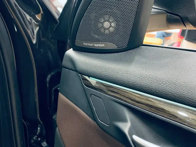 BMW X1 — Фото автомобиля 12