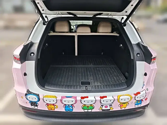 Li Auto i6 — Фото автомобиля 23