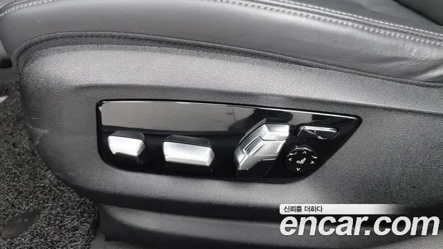 BMW 5 Series G30 — Фото автомобиля 9