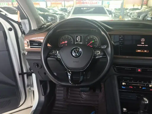 Volkswagen Tharu — Фото автомобиля 10