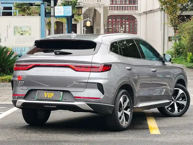 BYD Song PLUS — Фото автомобиля 6