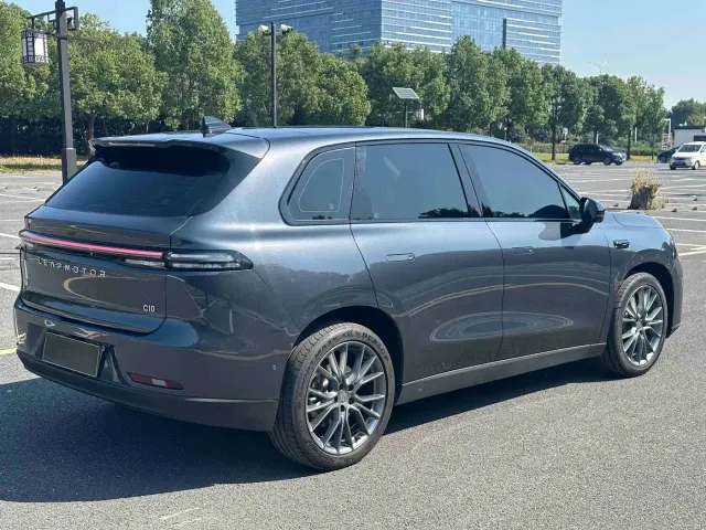 Leapmotor C10 — Фото автомобиля 7