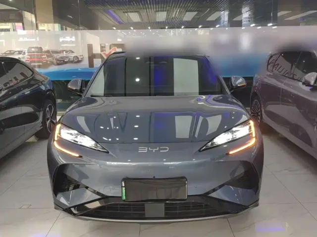 BYD Sealion 07 EV — Фото автомобиля 2