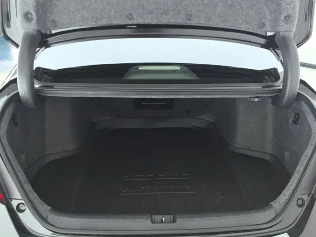 Honda Accord — Фото автомобиля 4